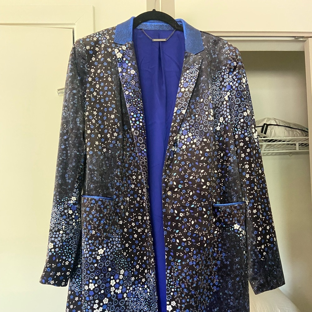 Elie Tahari velvet oversized blazer